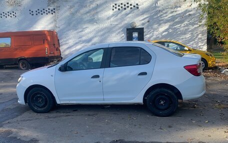 Renault Logan II, 2018 год, 470 000 рублей, 6 фотография