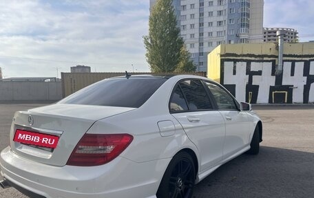 Mercedes-Benz C-Класс, 2011 год, 1 600 000 рублей, 5 фотография