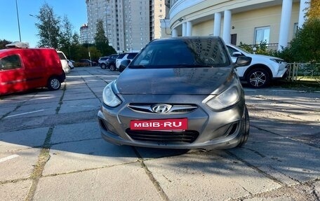 Hyundai Solaris II рестайлинг, 2012 год, 529 000 рублей, 2 фотография