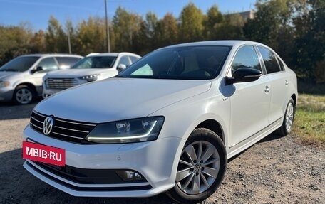 Volkswagen Jetta VI, 2017 год, 1 550 000 рублей, 2 фотография