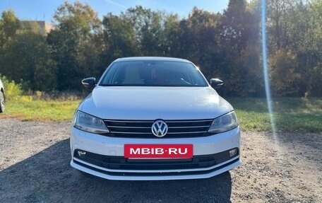 Volkswagen Jetta VI, 2017 год, 1 550 000 рублей, 3 фотография