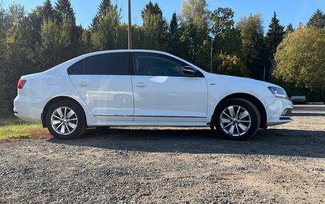 Volkswagen Jetta VI, 2017 год, 1 550 000 рублей, 16 фотография