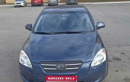 KIA cee'd I рестайлинг, 2008 год, 550 000 рублей, 3 фотография