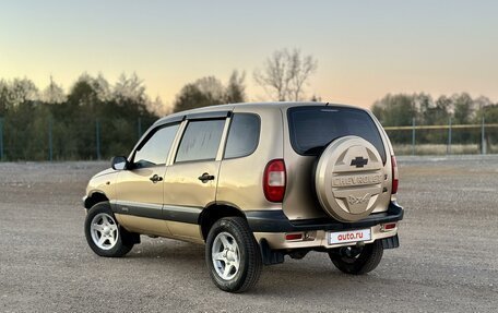 Chevrolet Niva I рестайлинг, 2005 год, 400 000 рублей, 7 фотография