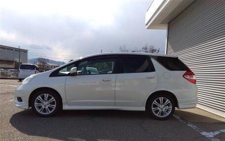 Honda Fit Shuttle I рестайлинг, 2015 год, 830 000 рублей, 2 фотография