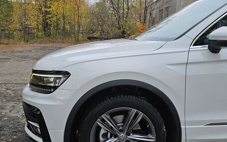 Volkswagen Tiguan II, 2018 год, 3 050 000 рублей, 27 фотография