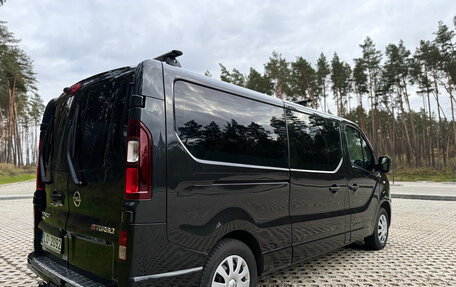 Opel Vivaro B, 2018 год, 2 490 000 рублей, 6 фотография