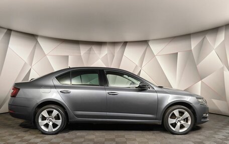 Skoda Octavia, 2019 год, 1 995 000 рублей, 6 фотография