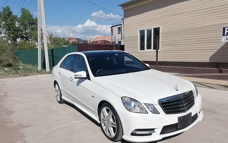 Mercedes-Benz E-Класс, 2011 год, 2 275 000 рублей, 17 фотография