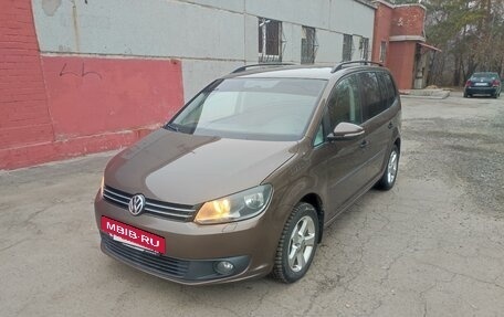 Volkswagen Touran III, 2012 год, 1 050 000 рублей, 15 фотография