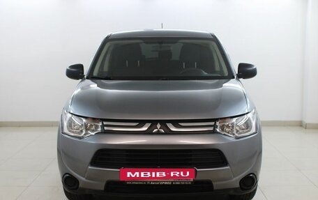 Mitsubishi Outlander III рестайлинг 3, 2013 год, 1 285 000 рублей, 2 фотография