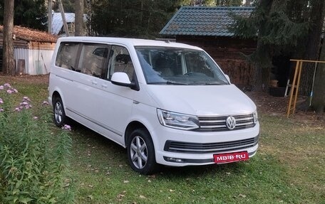 Volkswagen Caravelle T6 рестайлинг, 2018 год, 3 950 000 рублей, 1 фотография