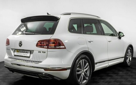 Volkswagen Touareg III, 2016 год, 3 230 000 рублей, 6 фотография