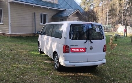 Volkswagen Caravelle T6 рестайлинг, 2018 год, 3 950 000 рублей, 2 фотография