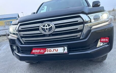 Toyota Land Cruiser 200, 2020 год, 8 500 000 рублей, 4 фотография