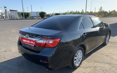 Toyota Camry, 2014 год, 1 950 000 рублей, 6 фотография