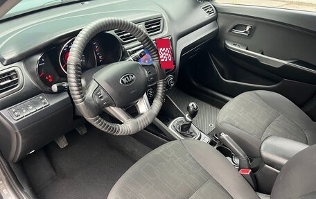 KIA Rio III рестайлинг, 2013 год, 890 000 рублей, 9 фотография