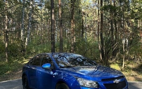 Chevrolet Cruze II, 2009 год, 450 000 рублей, 4 фотография