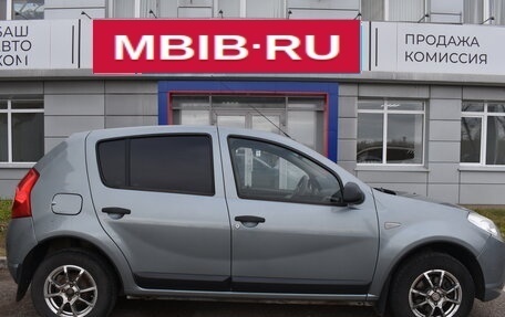 Renault Sandero I, 2010 год, 585 000 рублей, 4 фотография