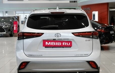 Toyota Highlander, 2024 год, 8 300 000 рублей, 6 фотография