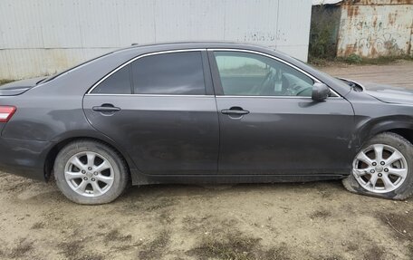 Toyota Camry, 2011 год, 1 000 000 рублей, 3 фотография