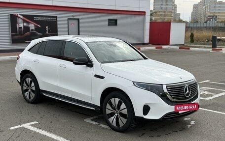 Mercedes-Benz EQC, 2019 год, 5 500 000 рублей, 3 фотография