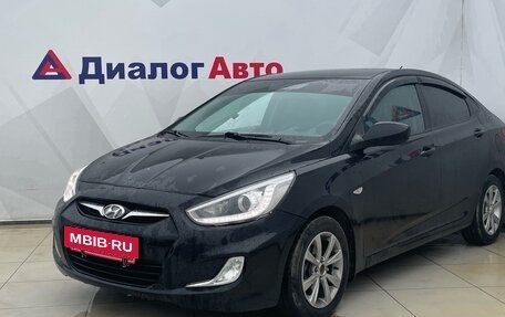 Hyundai Solaris II рестайлинг, 2014 год, 950 000 рублей, 3 фотография