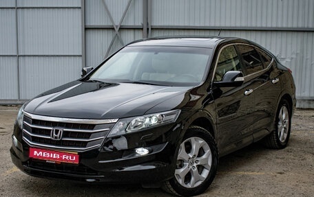 Honda Crosstour I рестайлинг, 2012 год, 1 750 000 рублей, 1 фотография