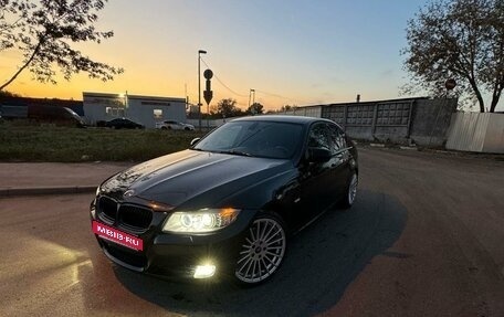 BMW 3 серия, 2011 год, 1 270 000 рублей, 4 фотография