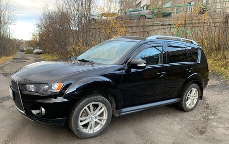 Mitsubishi Outlander III рестайлинг 3, 2010 год, 1 430 000 рублей, 5 фотография