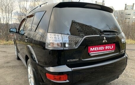 Mitsubishi Outlander III рестайлинг 3, 2010 год, 1 430 000 рублей, 7 фотография