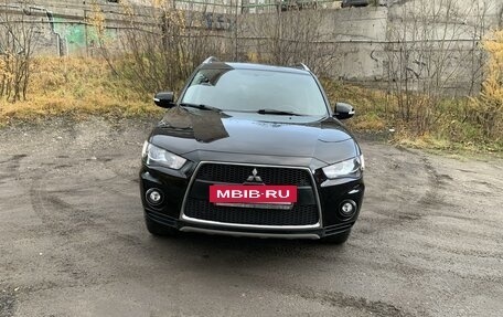 Mitsubishi Outlander III рестайлинг 3, 2010 год, 1 430 000 рублей, 13 фотография