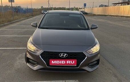 Hyundai Solaris II рестайлинг, 2018 год, 1 335 000 рублей, 1 фотография