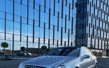 Mercedes-Benz CLK-Класс, 2002 год, 1 150 000 рублей, 1 фотография