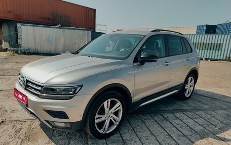 Volkswagen Tiguan II, 2019 год, 3 300 000 рублей, 1 фотография