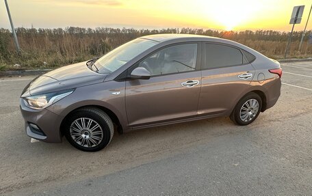 Hyundai Solaris II рестайлинг, 2018 год, 1 335 000 рублей, 4 фотография