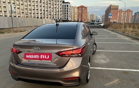 Hyundai Solaris II рестайлинг, 2018 год, 1 335 000 рублей, 8 фотография