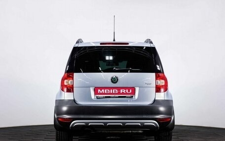 Skoda Yeti I рестайлинг, 2010 год, 900 000 рублей, 5 фотография