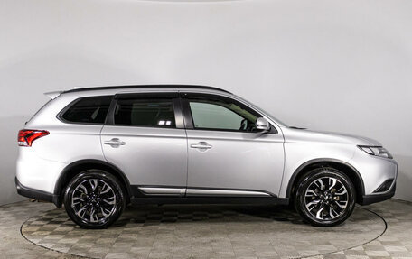 Mitsubishi Outlander III рестайлинг 3, 2021 год, 3 289 000 рублей, 4 фотография