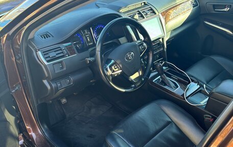 Toyota Camry, 2017 год, 2 399 000 рублей, 9 фотография