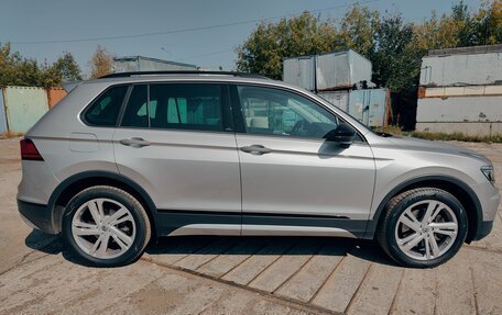 Volkswagen Tiguan II, 2019 год, 3 300 000 рублей, 5 фотография