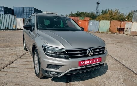 Volkswagen Tiguan II, 2019 год, 3 300 000 рублей, 3 фотография