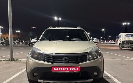 Renault Sandero I, 2012 год, 700 000 рублей, 1 фотография