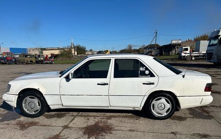 Mercedes-Benz W124, 1992 год, 250 000 рублей, 9 фотография