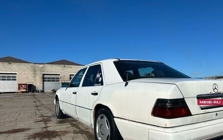 Mercedes-Benz W124, 1992 год, 250 000 рублей, 6 фотография