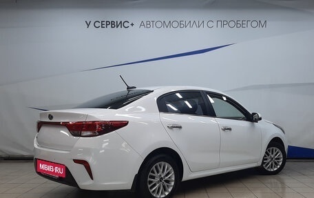 KIA Rio IV, 2017 год, 1 330 000 рублей, 3 фотография