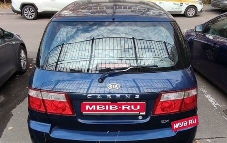 KIA Carens I (RS), 2004 год, 700 000 рублей, 4 фотография