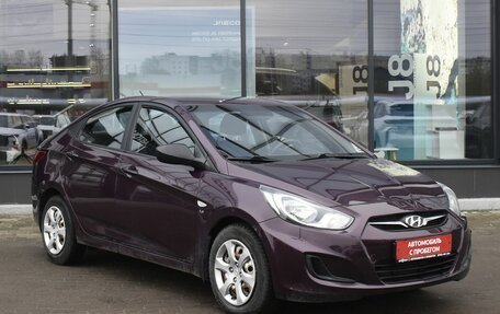 Hyundai Solaris II рестайлинг, 2013 год, 920 000 рублей, 3 фотография