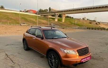 Infiniti FX I, 2003 год, 820 000 рублей, 11 фотография