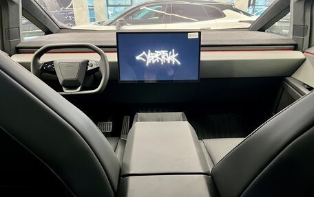 Tesla Cybertruck, 2024 год, 39 990 000 рублей, 35 фотография